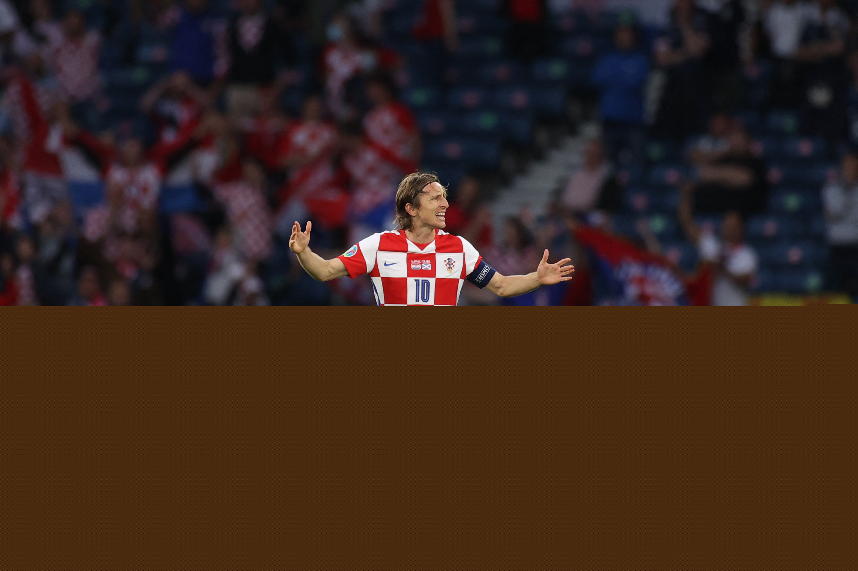 美记：鲍尔默对快船这帮人有种疯狂的执念，他们不会彻底重建