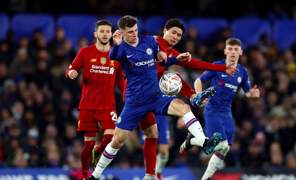 国安备战足协杯决赛，法比奥入选，韩佳奇随队助战，球队士气高昂。