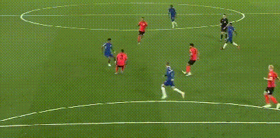 都体：邓弗里斯可能继续缺席与马竞比赛；泽林斯基已参加合练