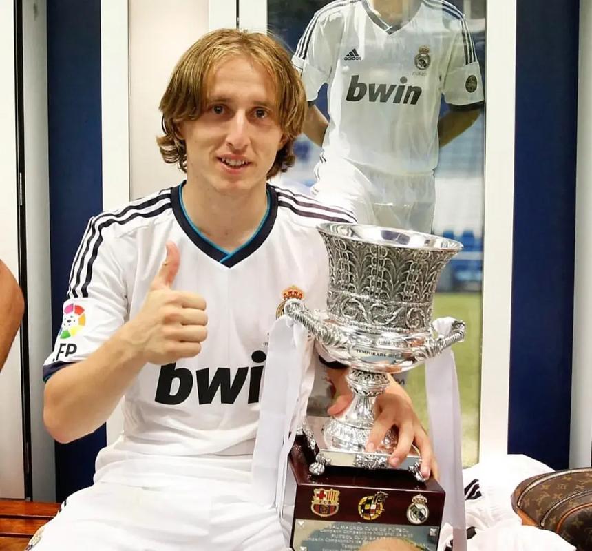 明日魔术战猛龙伤病：小瓦格纳等6人缺席，萨格斯不在列